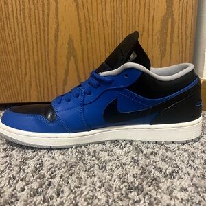 Jordan 1 Low “Sport Blue” 553558-402